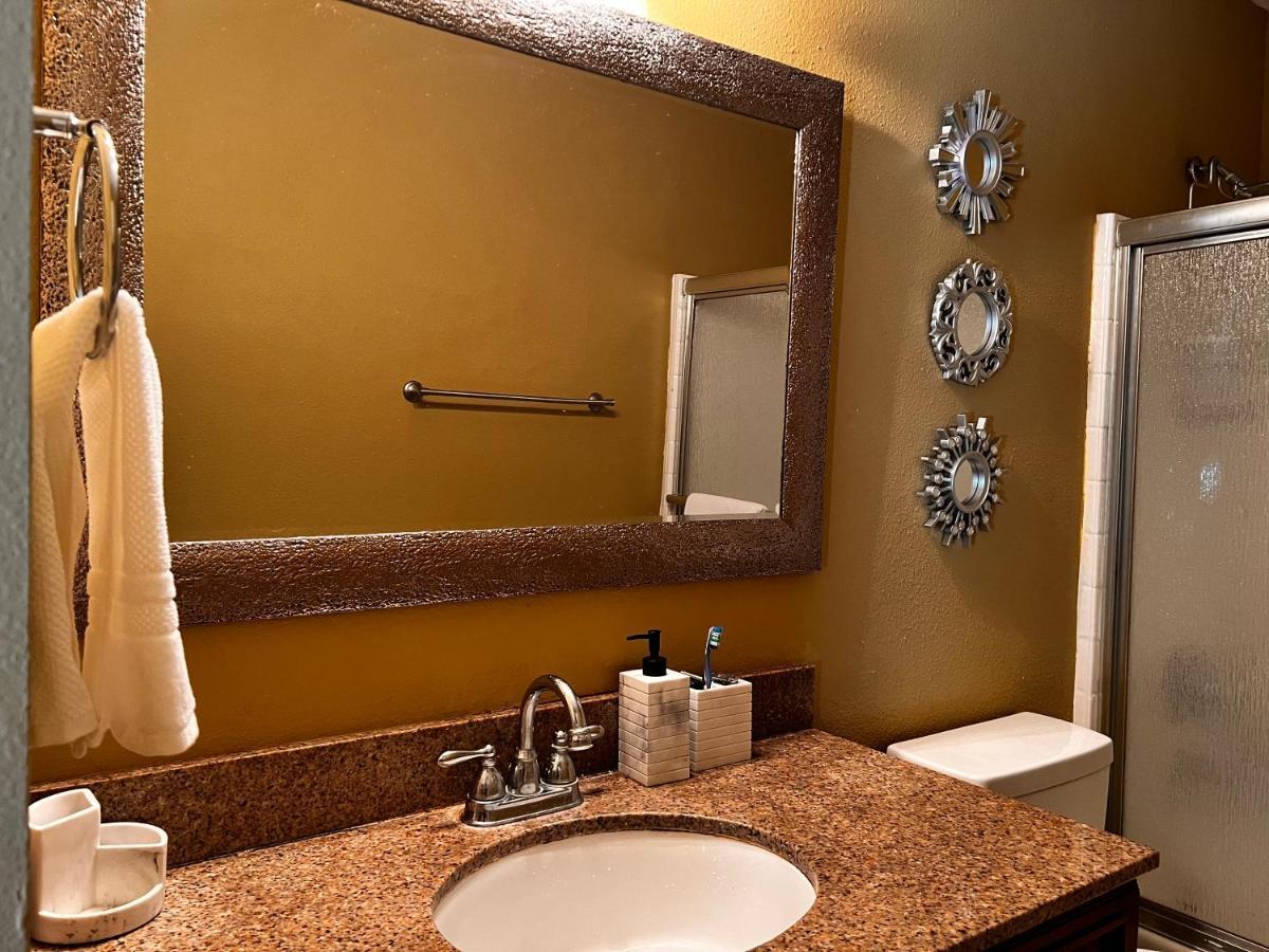 Modern Room With Shared Bathroom Alafaya Dış mekan fotoğraf